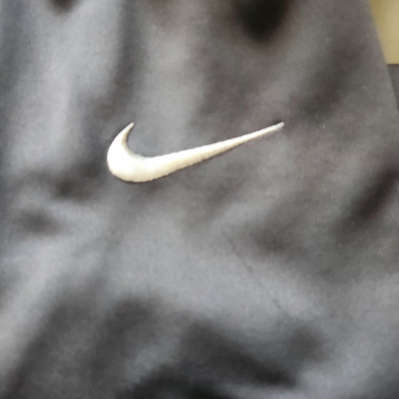 Nike Dri Fit Salute to Service Camo Hoodie - Picture 4 of 6